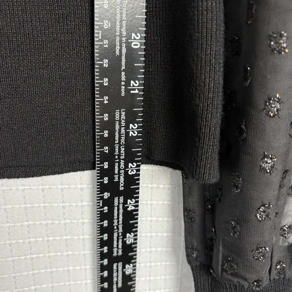 Carmen Marc Valvo Black Sheer Sleeve Top‎ Size Medium Office Career Dressy - Picture 9 of 9
